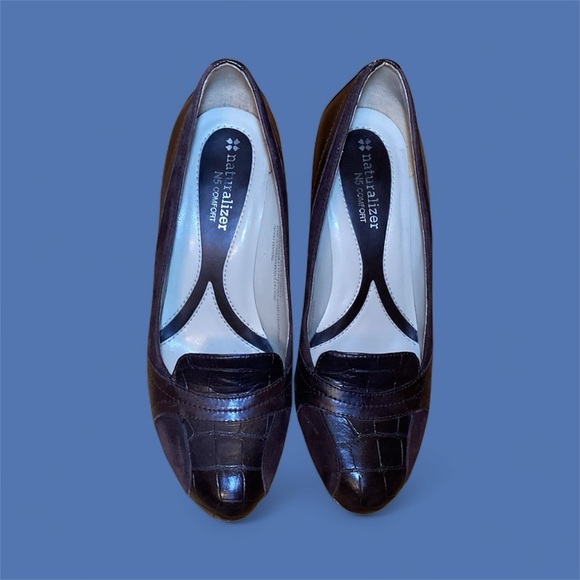 Naturalizer Leather Chocolate Brown Platform Heels, fit 6.5-7 - Picture 15 of 15